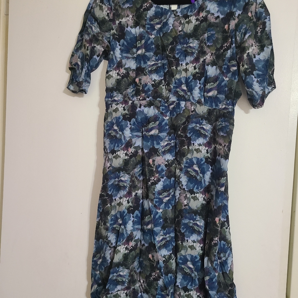 Seraphine maternity floral dress